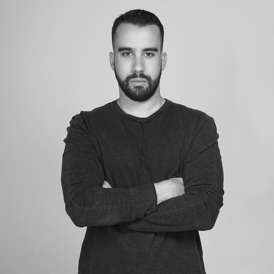 ΔΗΜΗΤΡΗΣ ΚΟΛΟΒΟΣ